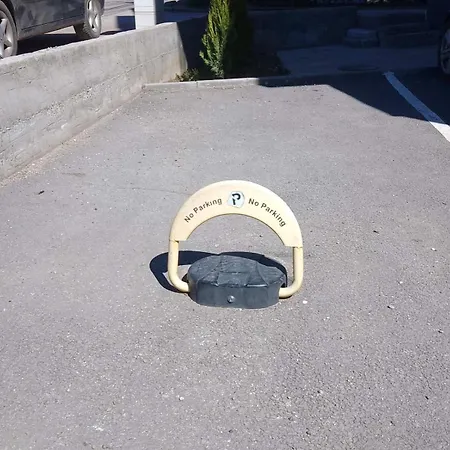 Golden Roses 아파트 *