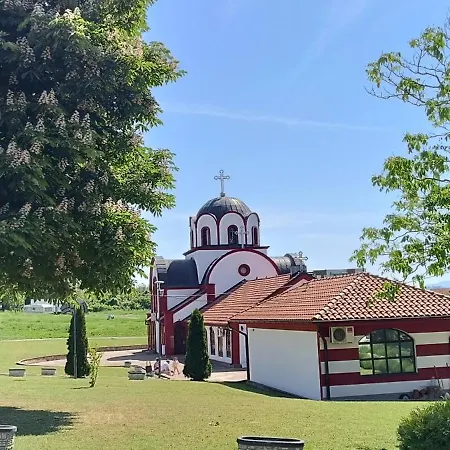 아파트 Golden Roses